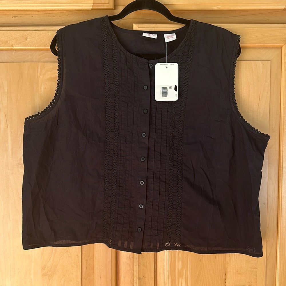 NWT Levi’s Women’s Button Sleeveless Top Dark Blue, Suze XXL